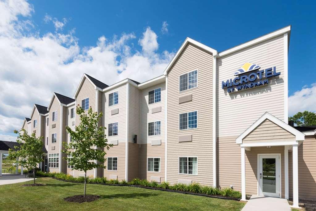 Microtel Inn & Suites Windham North Windham Exterior photo