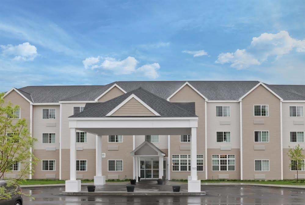 Microtel Inn & Suites Windham North Windham Exterior photo